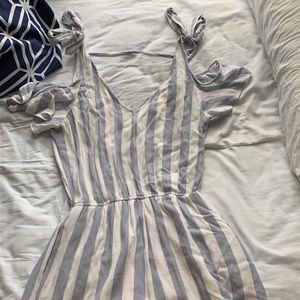 American Eagle romper